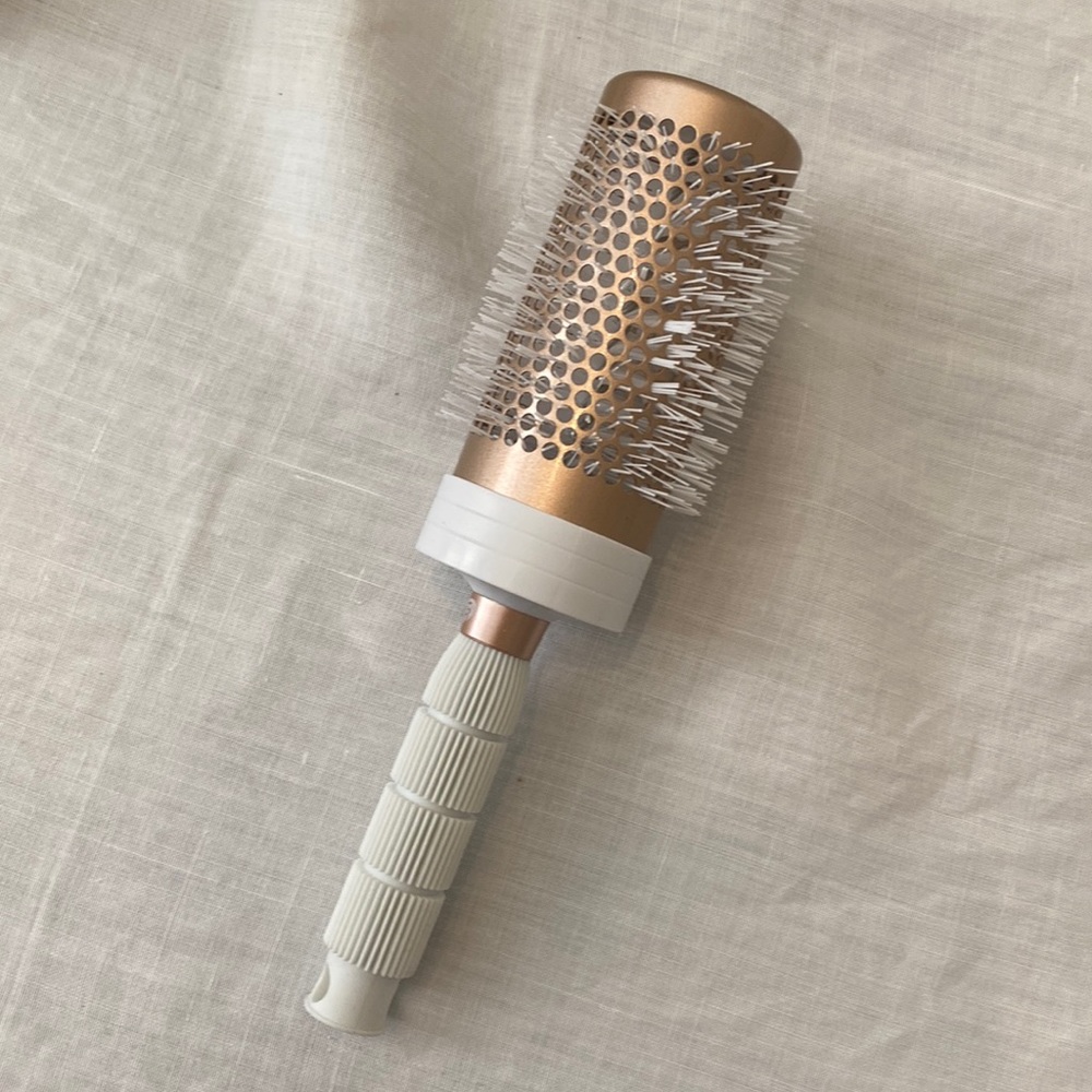 T3 Round Brush